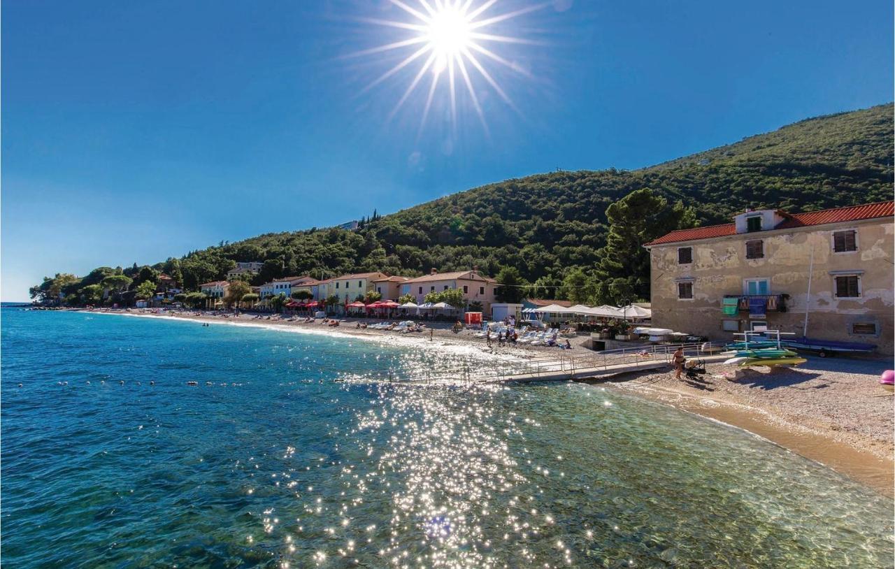 1 Bedroom Gorgeous Apartment In Mošćenička Draga Екстериор снимка